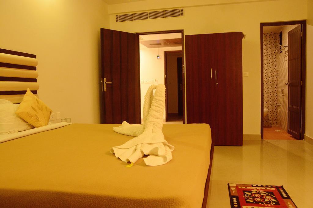King Paradise Otel Tiruchirappalli Dış mekan fotoğraf