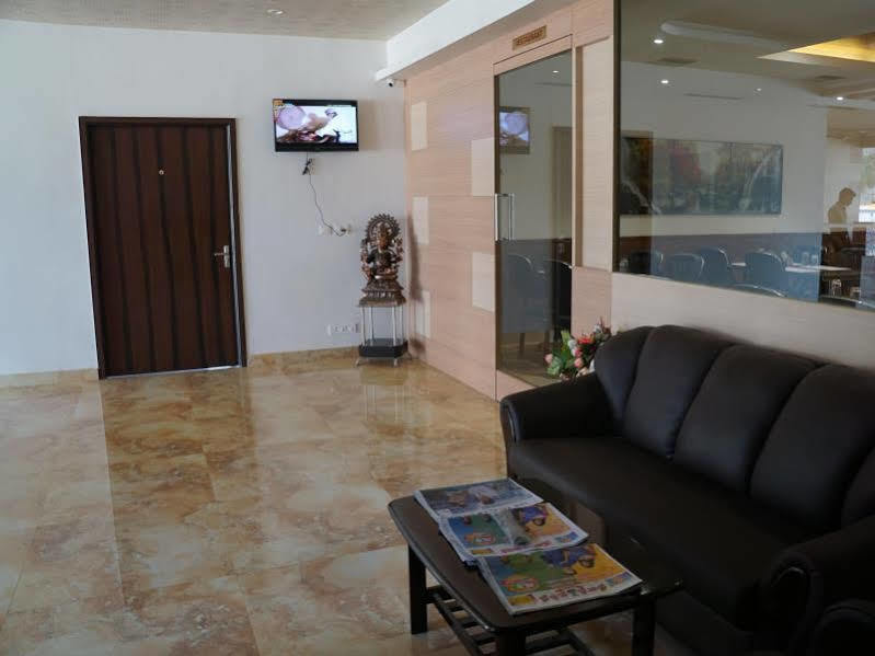 King Paradise Otel Tiruchirappalli Dış mekan fotoğraf