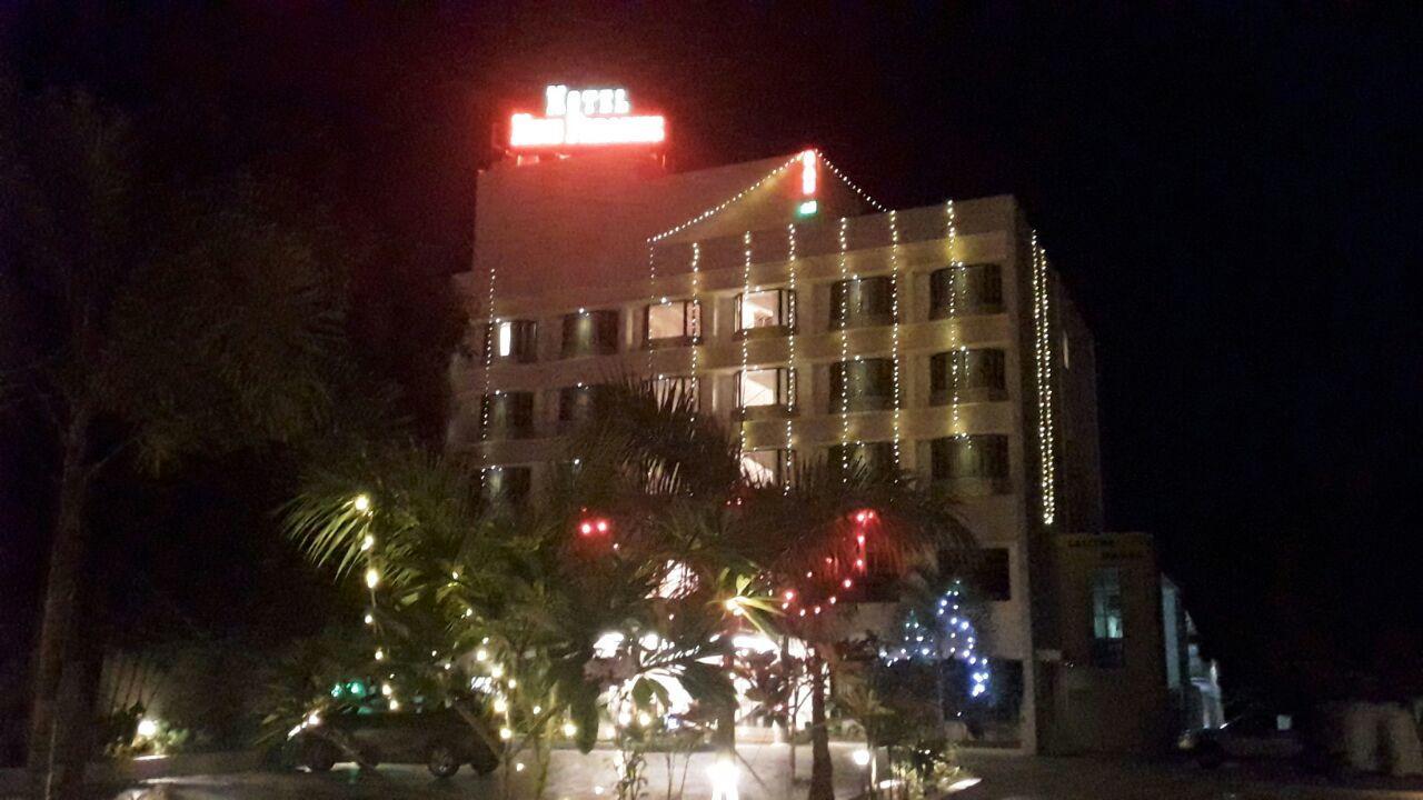 King Paradise Otel Tiruchirappalli Dış mekan fotoğraf
